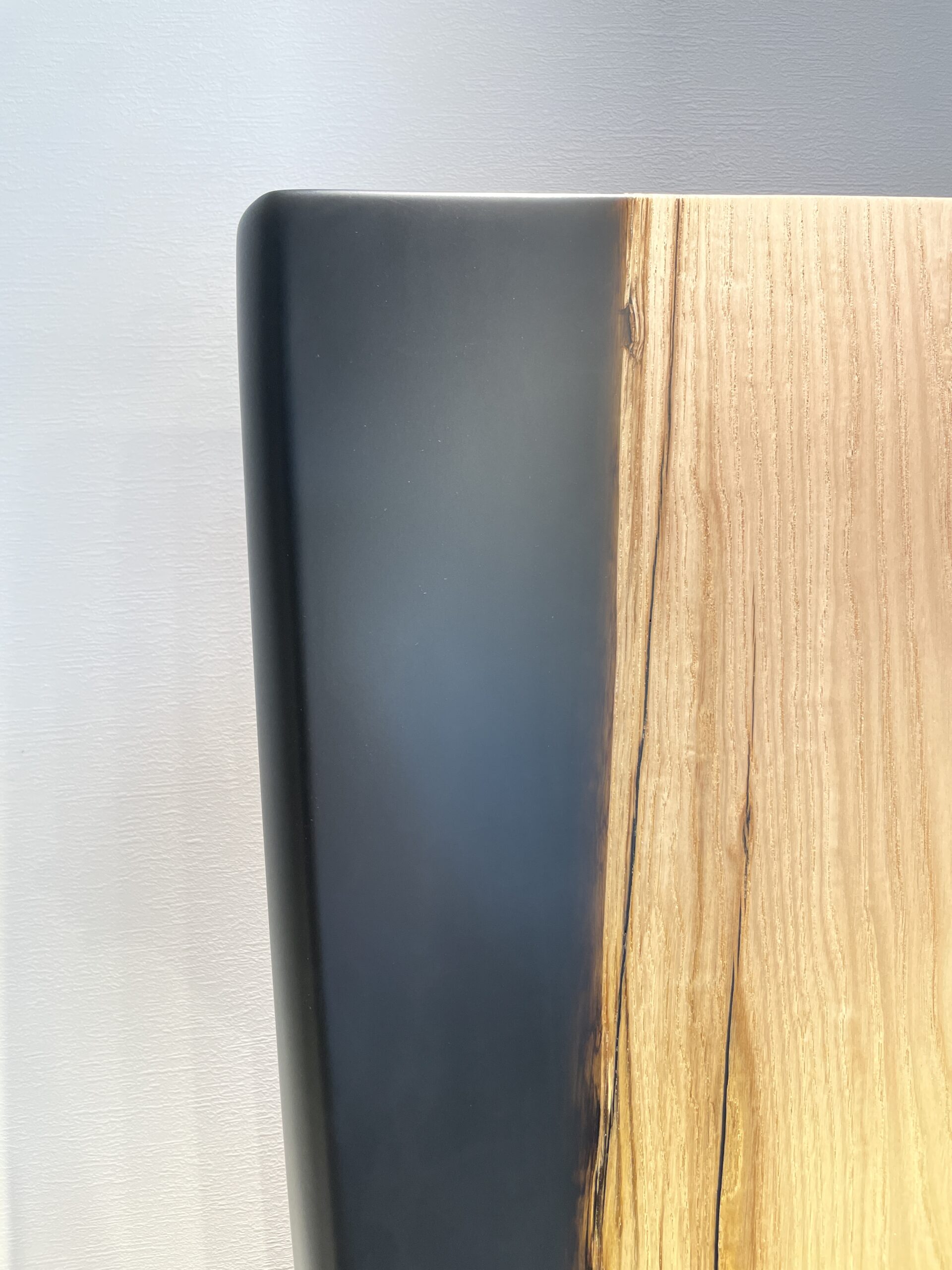 栗（クリ）| 天然木一枚板のレジンテーブル専門店MURUI｜天然木一枚板のレジンテーブル専門店 MURUI