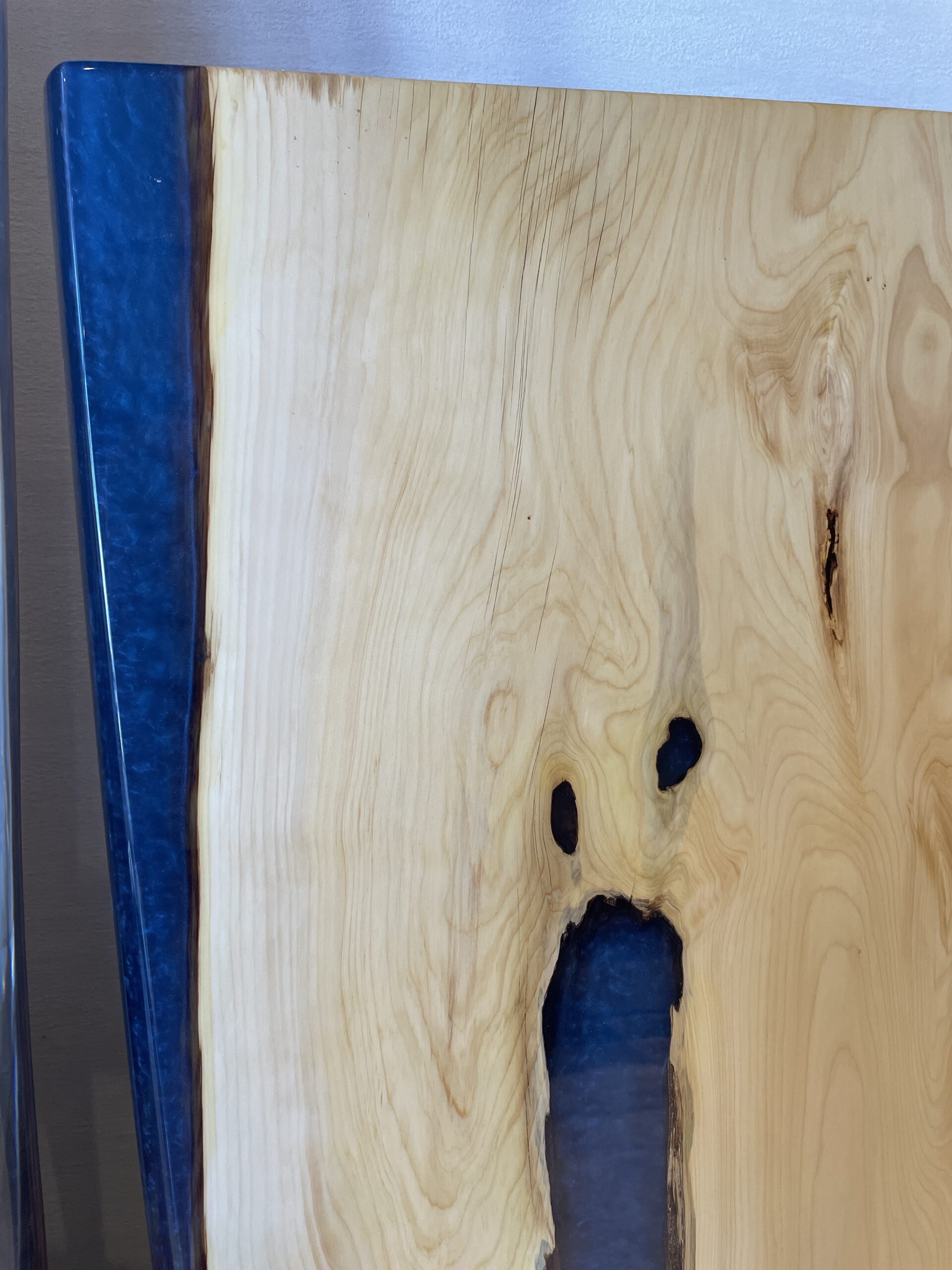 榧（カヤ）| 天然木一枚板のレジンテーブル専門店MURUI｜天然木一枚板のレジンテーブル専門店 MURUI