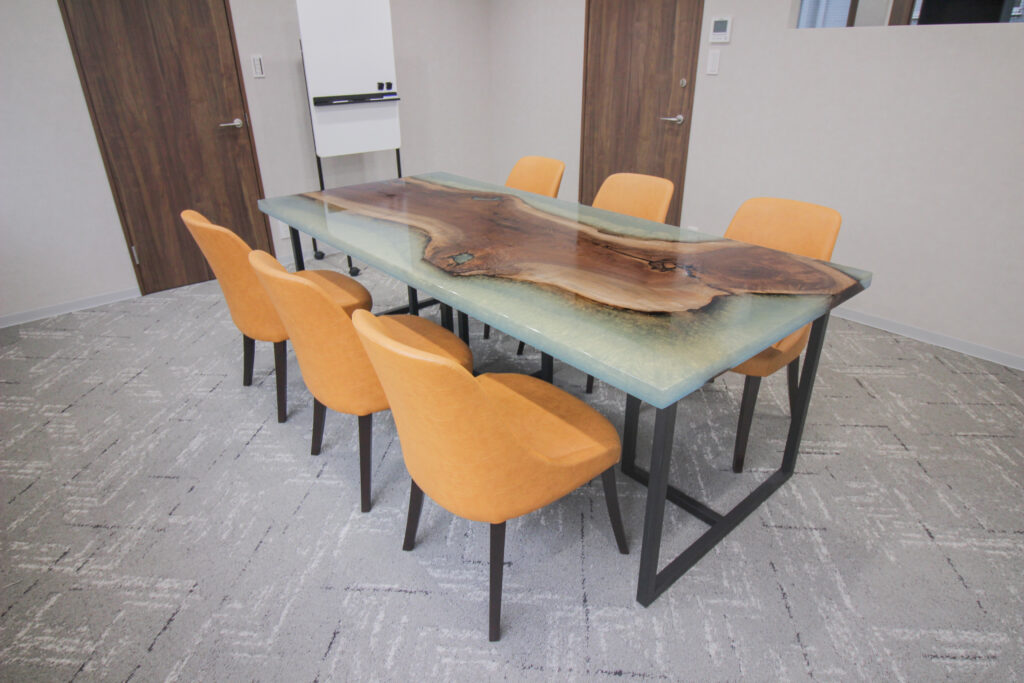 納品事例 | 天然木一枚板のレジンテーブル専門店MURUI