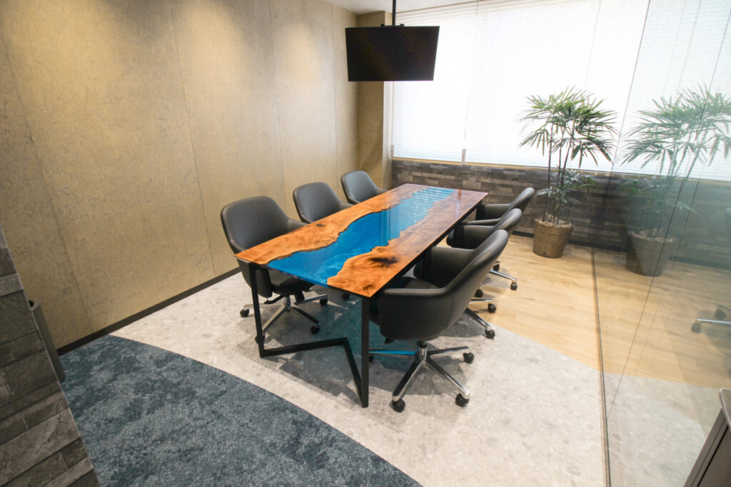 納品事例 | 天然木一枚板のレジンテーブル専門店MURUI